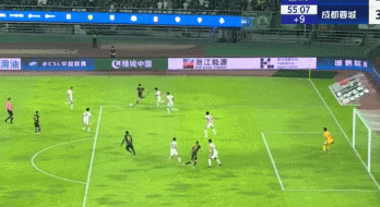 欧篮联冲刺阶段走向成谜；成都蓉城状态回暖；球迷炸锅；训练强度明显提升(浙江球迷围堵成都蓉城)