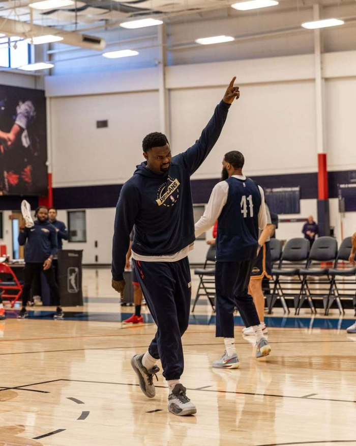 关于今晨体能课后，新奥尔良鹈鹕外线爆发备战NBA总决赛，话题不断，训练强度明显提升的信息