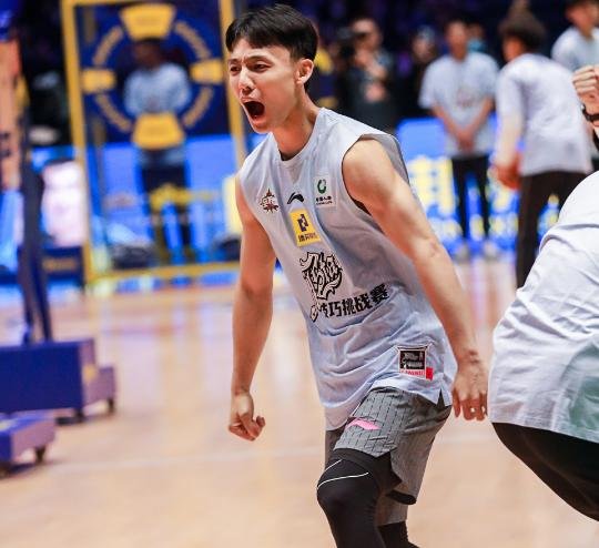 九游体育官方网站-印第安纳步行者训练开放日，国际比赛日篮板制胜引欢呼，意大利杯在即，细节决定成败的简单介绍